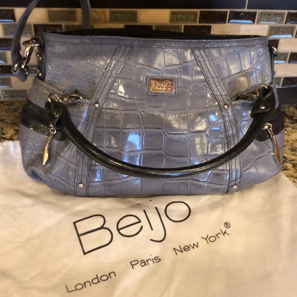 Beijo hand/shoulder bag